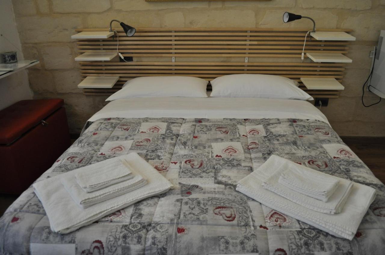 B&B Lecce Holidays Buitenkant foto