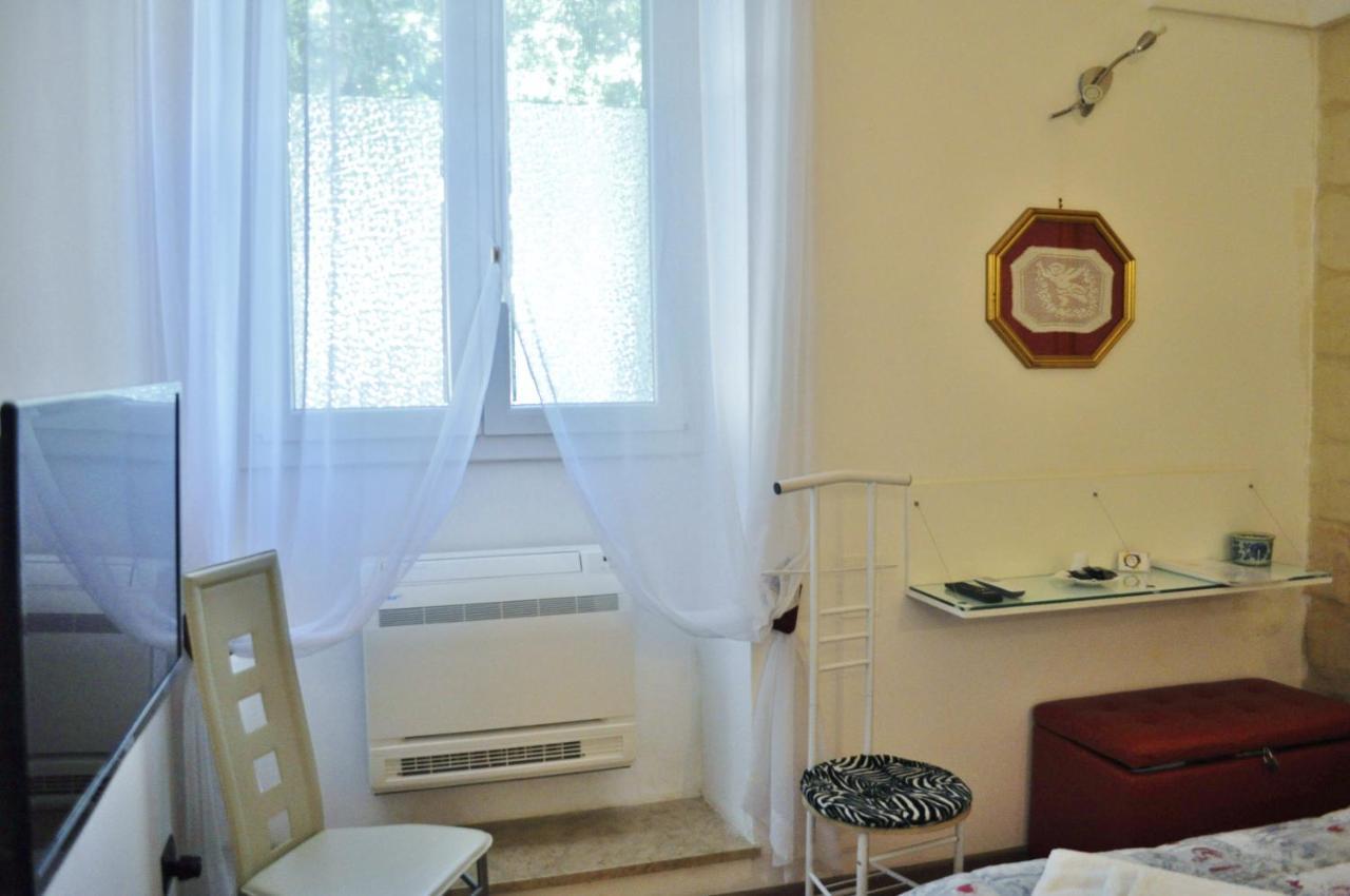 B&B Lecce Holidays Buitenkant foto